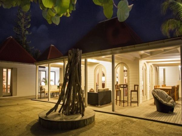 St. Barts Home 965376