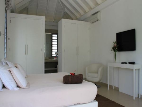 St. Barts Home 965377