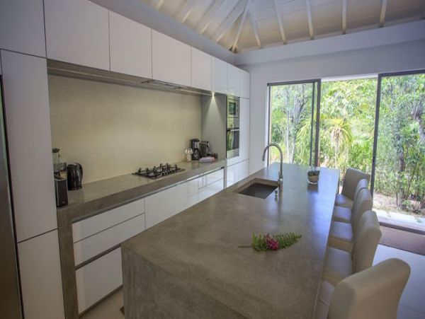 St. Barts Home 965377