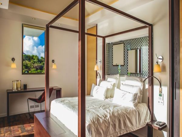 St. Barts Home 965378