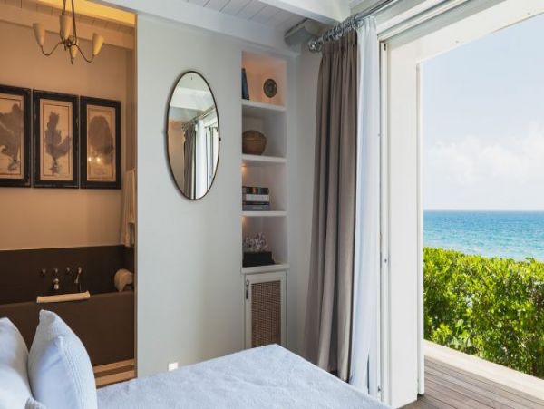 St. Barts Home 965380