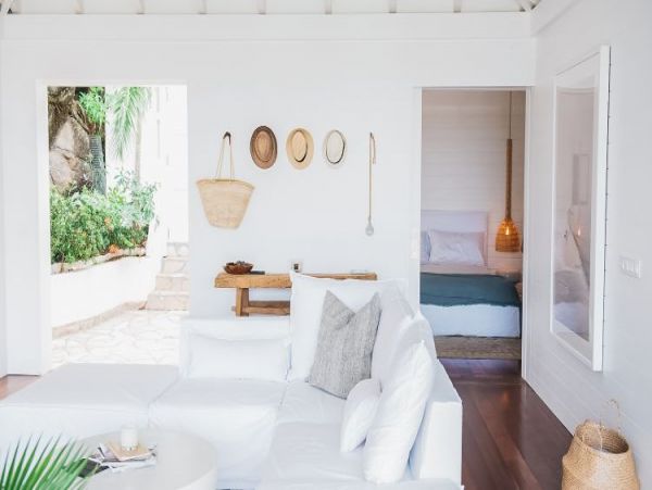 St. Barts Home 965381