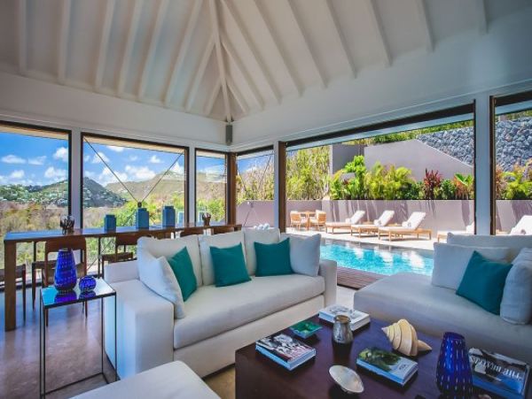 St. Barts Home 965383
