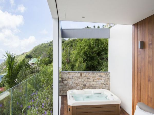 St. Barts Home 965384