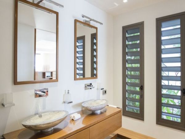 St. Barts Home 965384