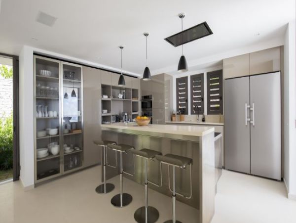St. Barts Home 965384