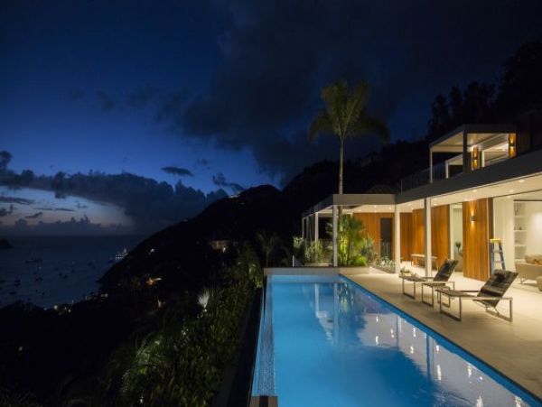 St. Barts Home 965384