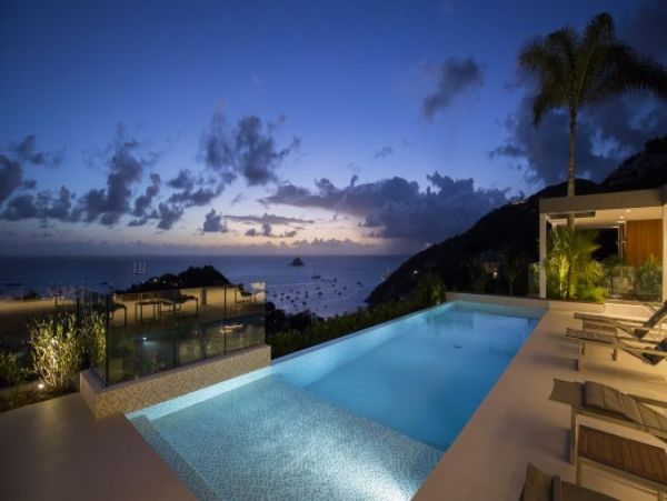 St. Barts Home 965384