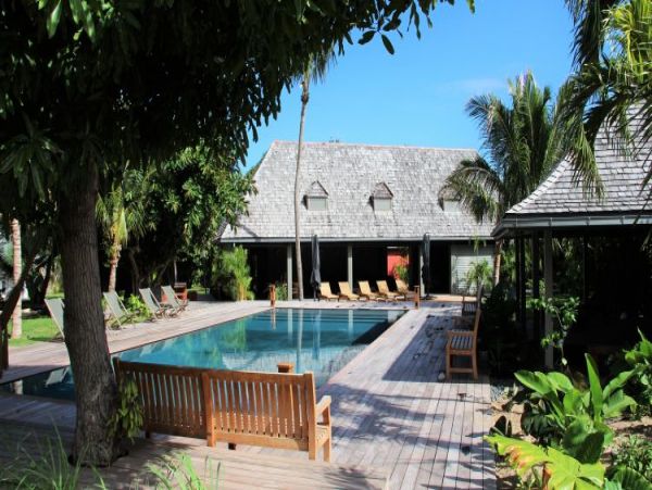 St. Barts Home 965385