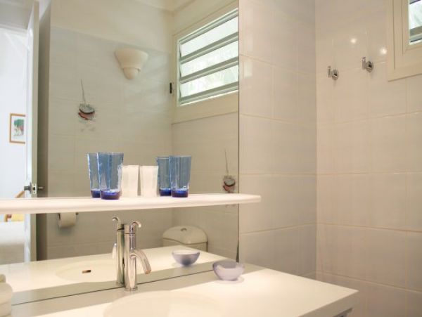 St. Barts Home 965386