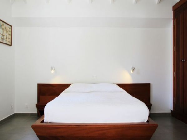 St. Barts Home 965386