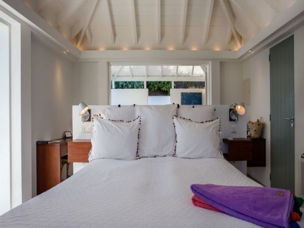 St. Barts Home 965387