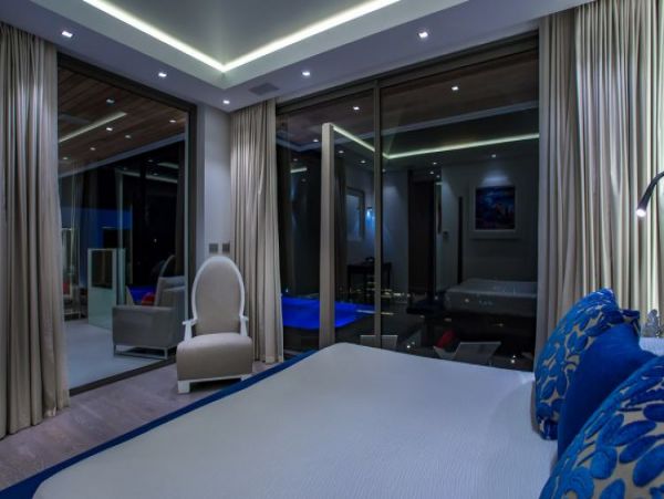 St. Barts Home 965388