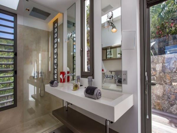 St. Barts Home 965388