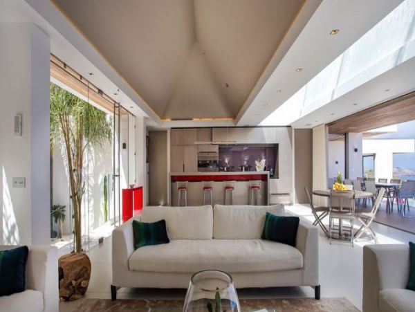 St. Barts Home 965388