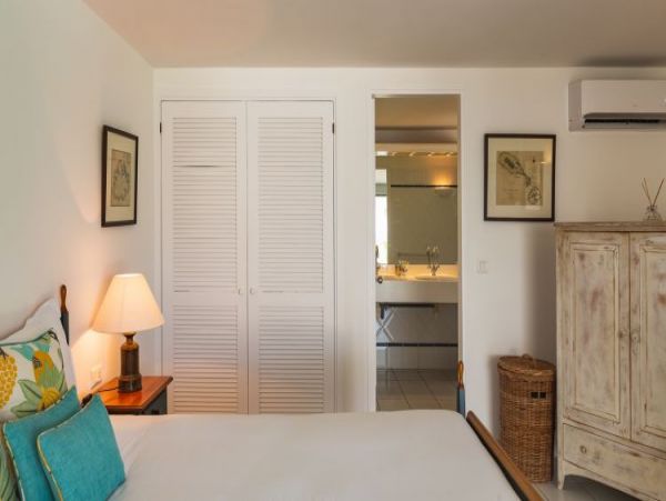 St. Barts Home 965389