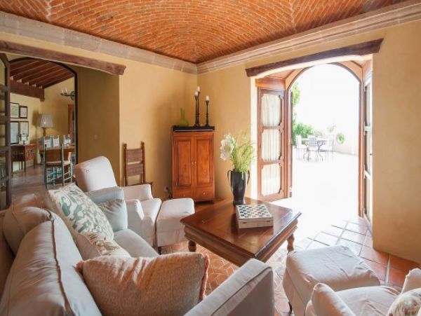 St. Barts Home 965394