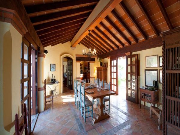 St. Barts Home 965394