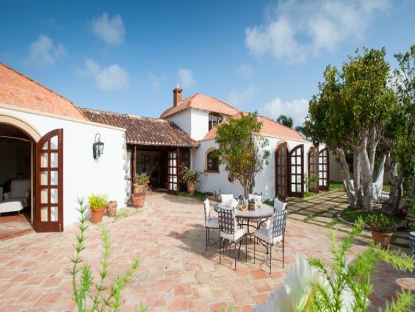 St. Barts Home 965394