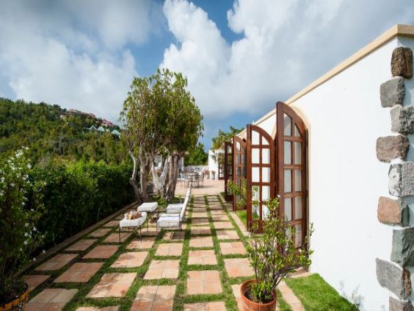 St. Barts Home 965394