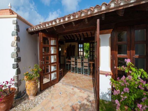 St. Barts Home 965394