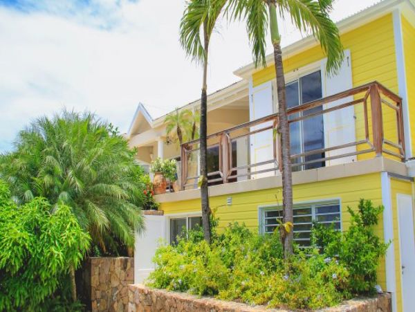 St. Barts Home 965395