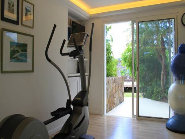 St. Barts Home 965395