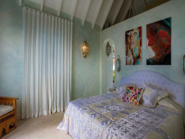 St. Barts Home 965397