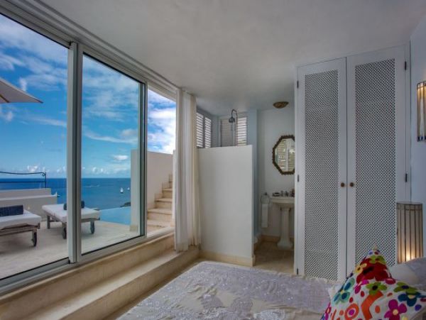 St. Barts Home 965397