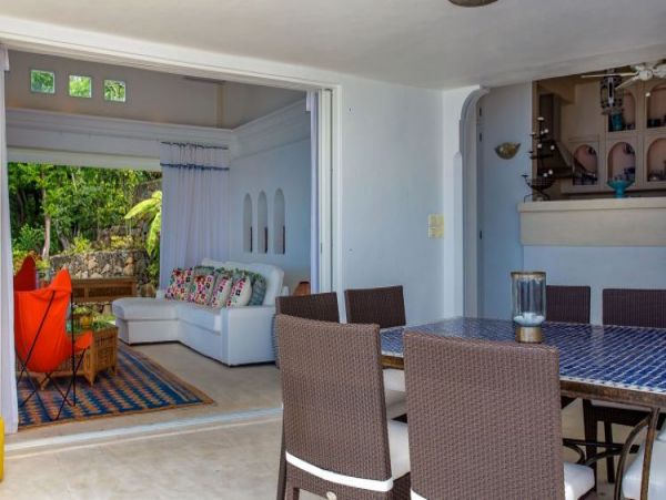 St. Barts Home 965397