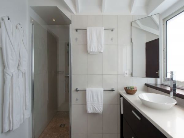 St. Barts Home 965399
