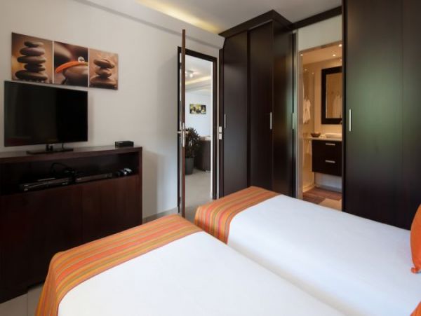 St. Barts Home 965399