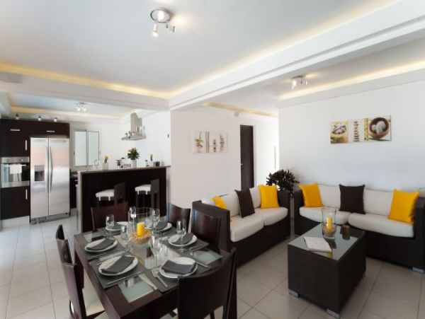 St. Barts Home 965399