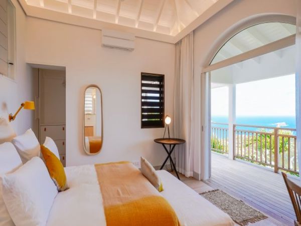 St. Barts Home 965400