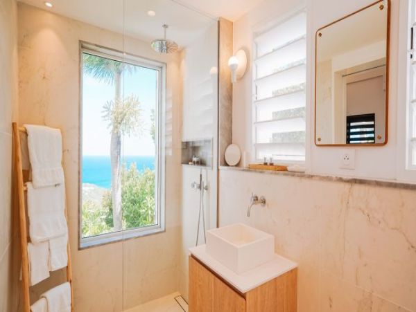 St. Barts Home 965400
