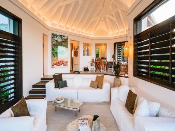 St. Barts Home 965400
