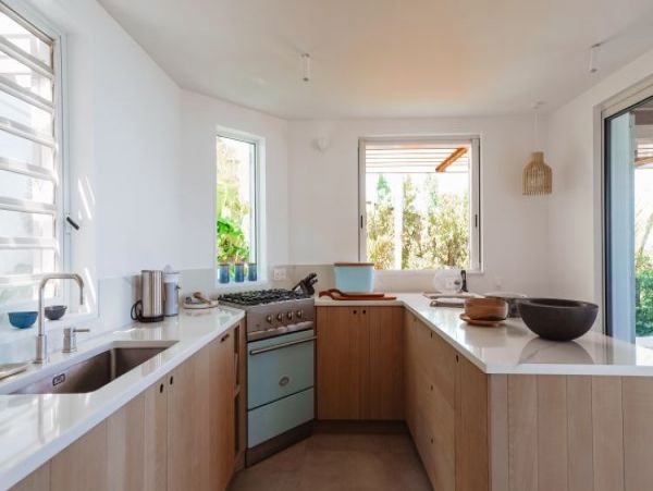 St. Barts Home 965400