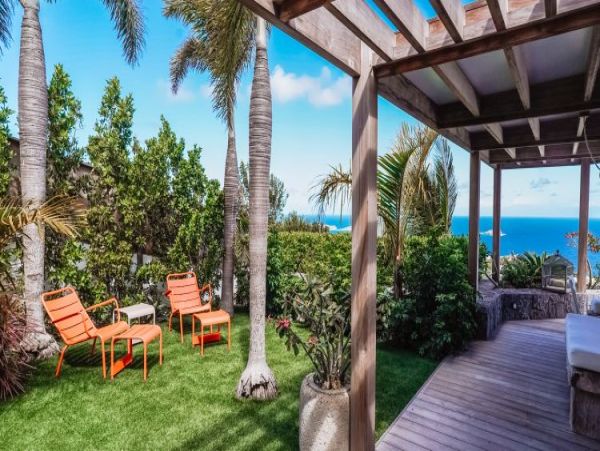 St. Barts Home 965400