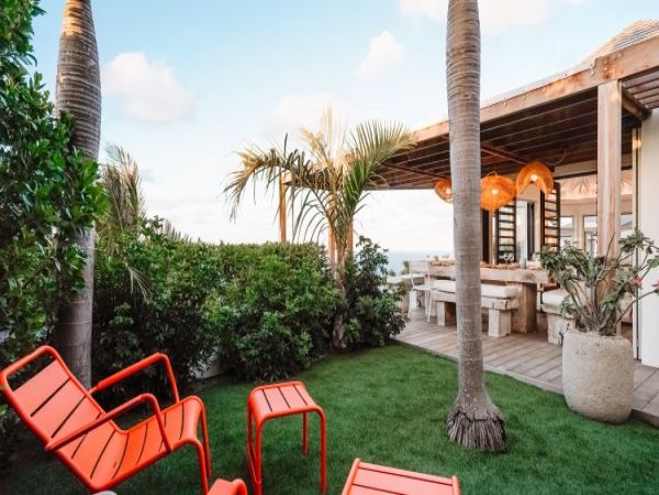 St. Barts Home 965400