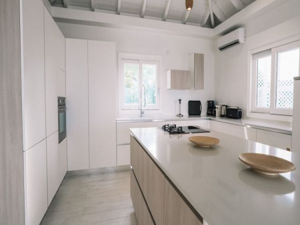 St. Barts Home 965402