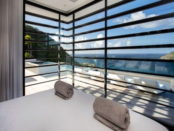 St. Barts Home 965403