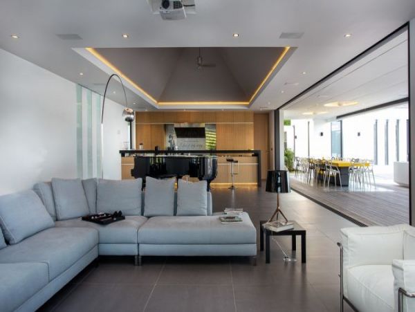 St. Barts Home 965403