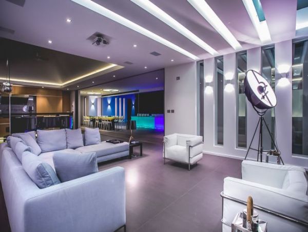 St. Barts Home 965403