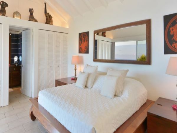 St. Barts Home 965404
