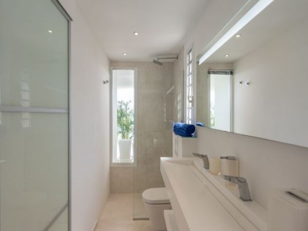 St. Barts Home 965406