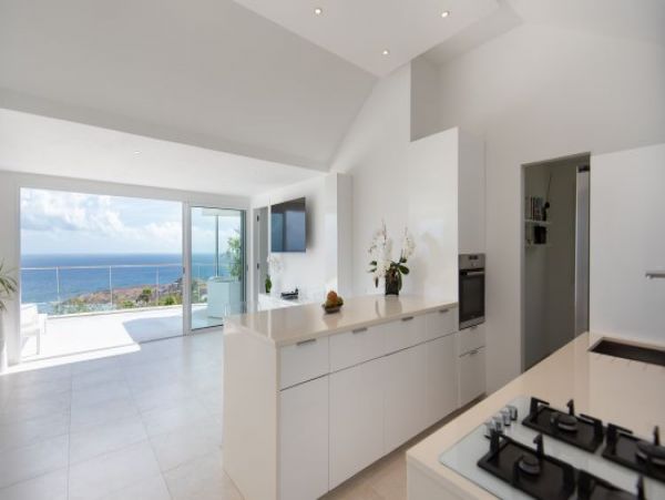 St. Barts Home 965406