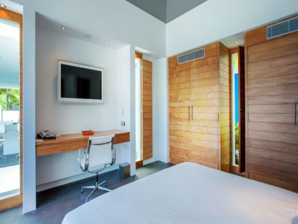 St. Barts Home 965408