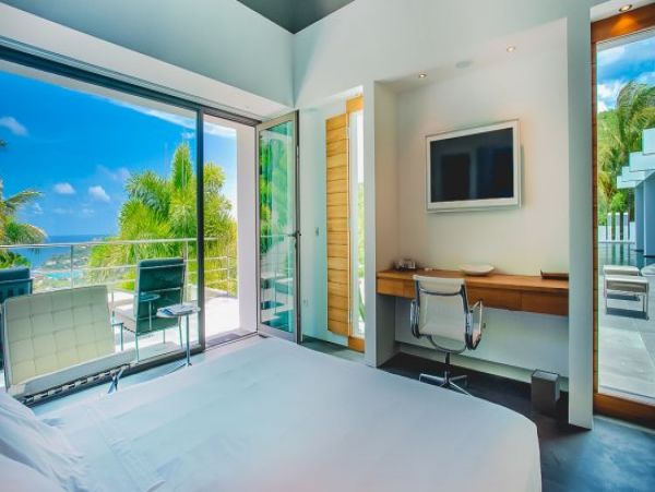 St. Barts Home 965408