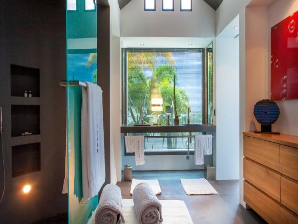St. Barts Home 965408