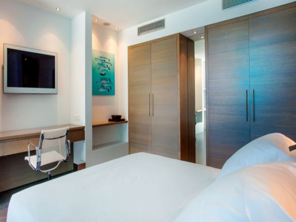 St. Barts Home 965408
